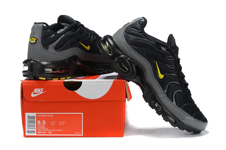 NIKE TN 40-46