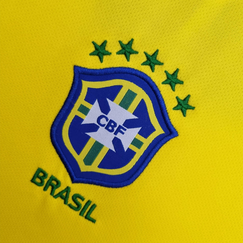 Retro 2004/06 Brazil home